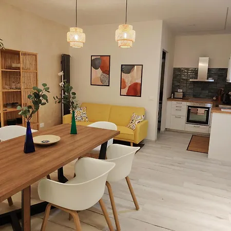 Rome's Hills And Jubilee Locations With Style *
